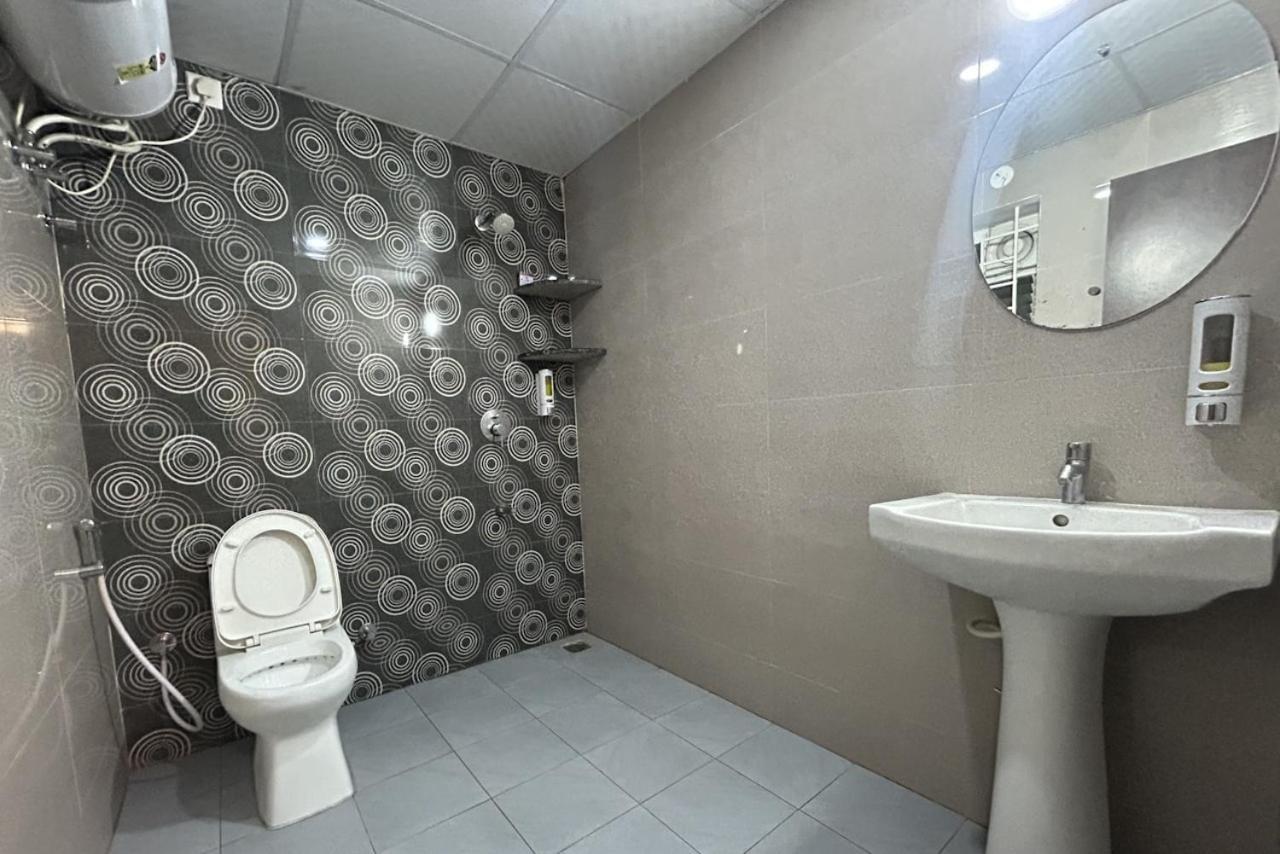 העיר בנגלור Yahweh Suites מראה חיצוני תמונה